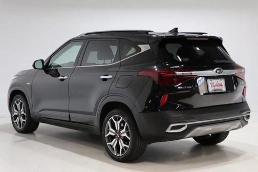 Cherry Black 2021 Kia Seltos SX Turbo