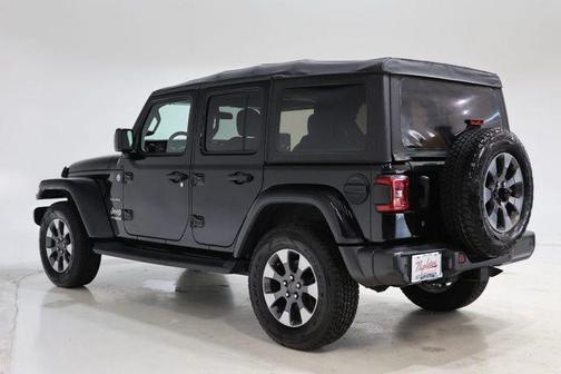 Black Clearcoat 2018 Jeep Wrangler Unlimited Sahara