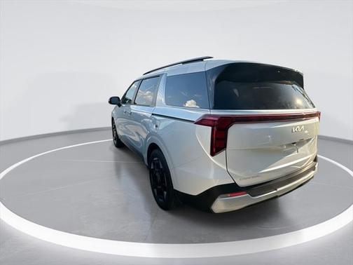 2025 Kia Carnival EX