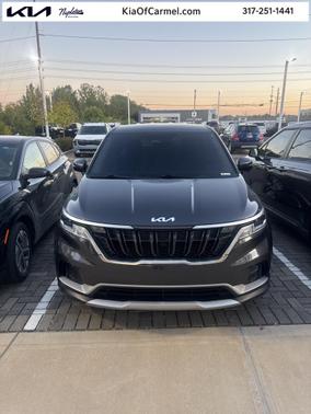 2023 Kia Carnival LX
