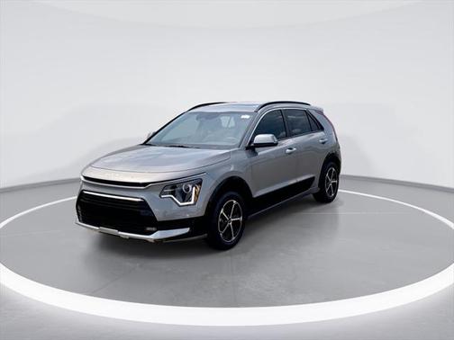 2025 Kia Niro SX