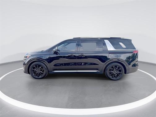 2022 Kia Carnival SX