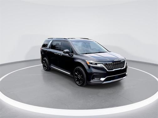 2022 Kia Carnival SX