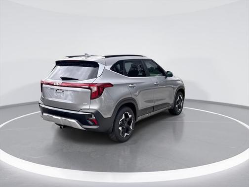 2025 Kia Seltos EX