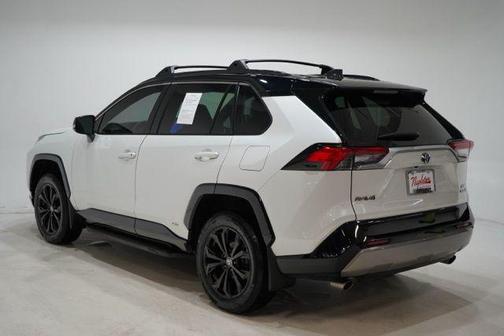 2023 Toyota RAV4 Hybrid SE