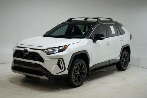 2023 Toyota RAV4 Hybrid SE