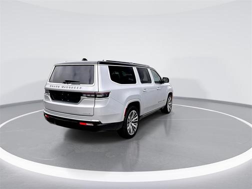 2024 Jeep Grand Wagoneer L Series III 4x4