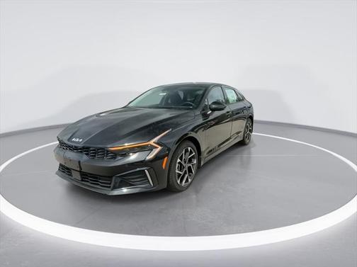 2025 Kia K5 EX