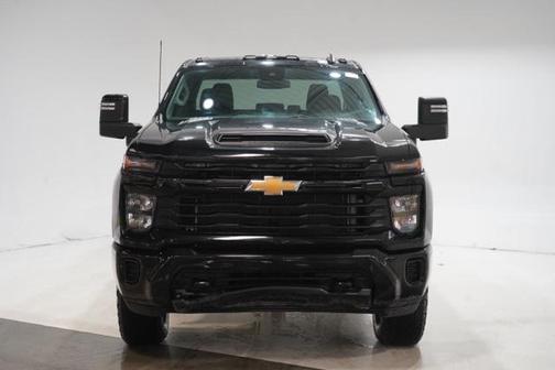 2024 Chevrolet Silverado 2500 Custom