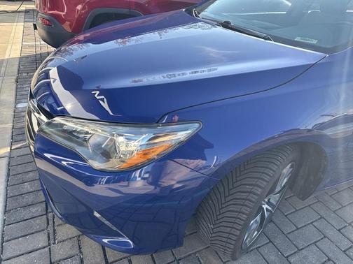 2016 Toyota Camry XSE