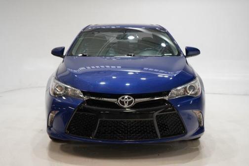 2016 Toyota Camry XSE