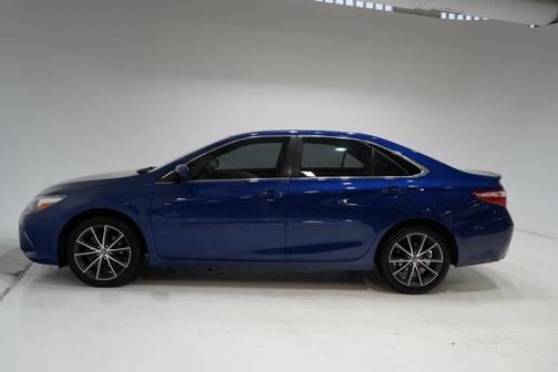 2016 Toyota Camry XSE