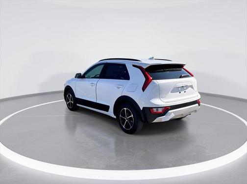 2025 Kia Niro EX