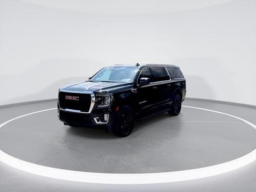 2023 GMC Yukon XL SLE