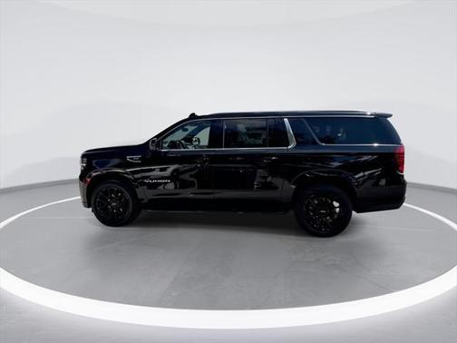 2023 GMC Yukon XL SLE