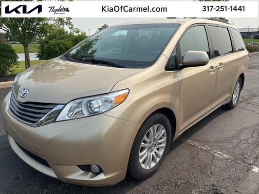 2013 Toyota Sienna XLE
