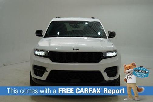 2022 Jeep Grand Cherokee Altitude