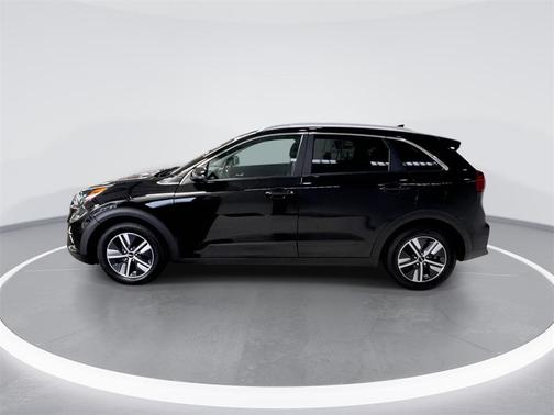 2022 Kia Niro LXS