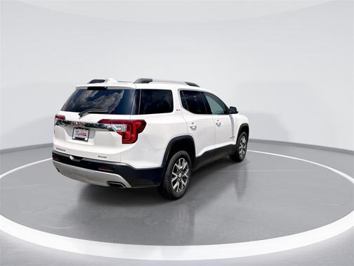 2023 GMC Acadia AWD SLT