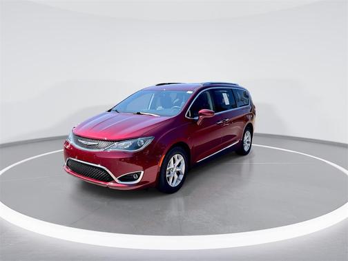 2020 Chrysler Pacifica Touring-L Plus
