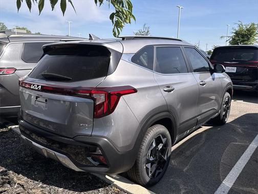 2025 Kia Seltos S