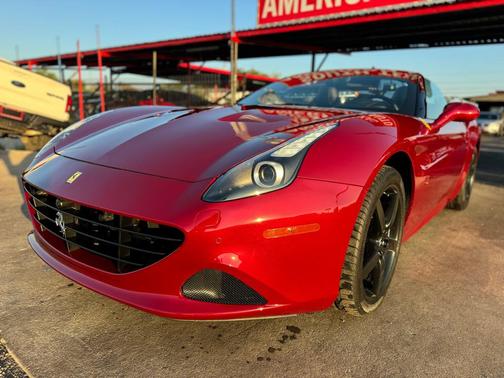 2015 Ferrari California T