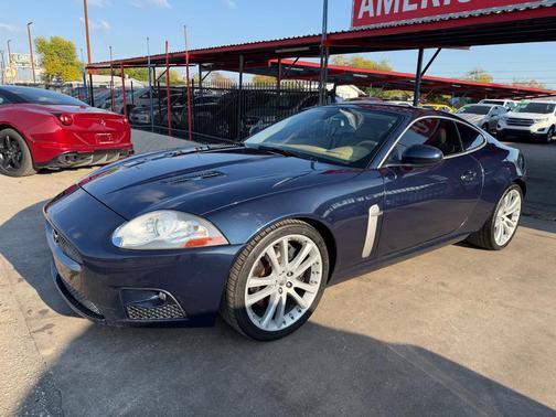 2007 Jaguar XKR Base