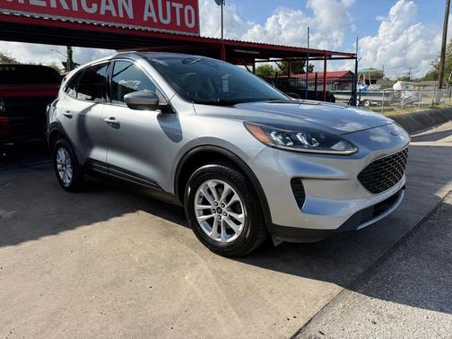 2021 Ford Escape SE