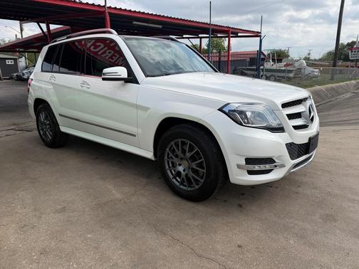 WHITE 2014 Mercedes-Benz GLK-Class GLK 350