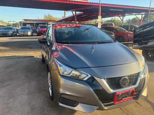 2020 Nissan Versa 1.6 S