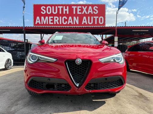 2018 Alfa Romeo Stelvio Base
