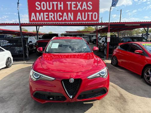 2018 Alfa Romeo Stelvio Base