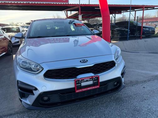 2019 Kia Forte GT LINE