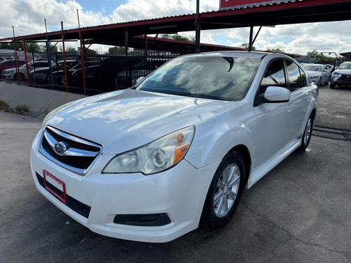 2010 Subaru Legacy Premium