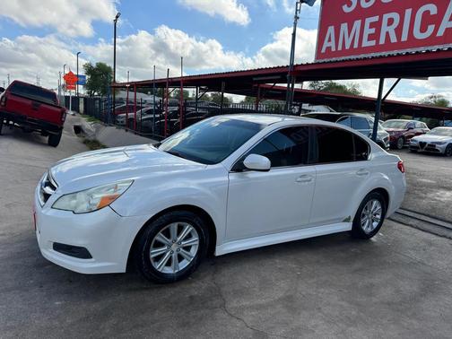 2010 Subaru Legacy Premium