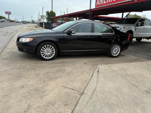 Black 2008 Volvo S80 3.2