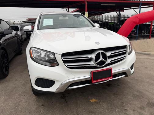 2017 Mercedes-Benz GLC 300 Base