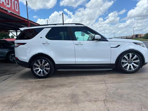WHITE 2018 Land Rover Discovery HSE LUXURY