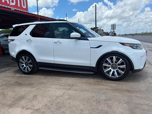 WHITE 2018 Land Rover Discovery HSE LUXURY