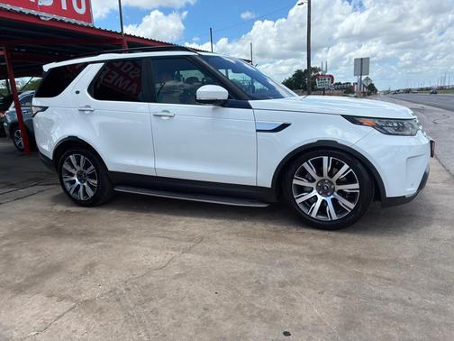 WHITE 2018 Land Rover Discovery HSE LUXURY