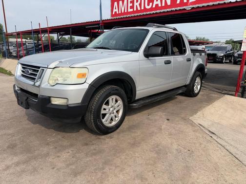 SILVER 2010 Ford Explorer Sport Trac XLT