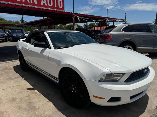 2012 Ford Mustang V6