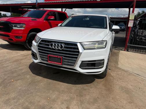 WHITE 2017 Audi Q7 3.0T Prestige