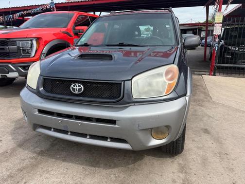 2005 Toyota RAV4 Base