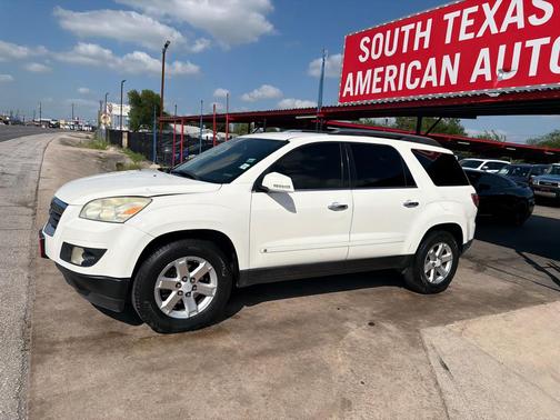 WHITE 2008 Saturn Outlook XR