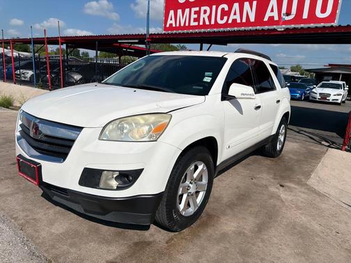 WHITE 2008 Saturn Outlook XR