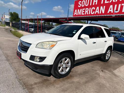 WHITE 2008 Saturn Outlook XR