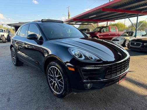 2018 Porsche Macan 