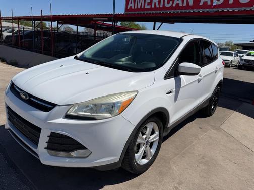 2015 Ford Escape SE