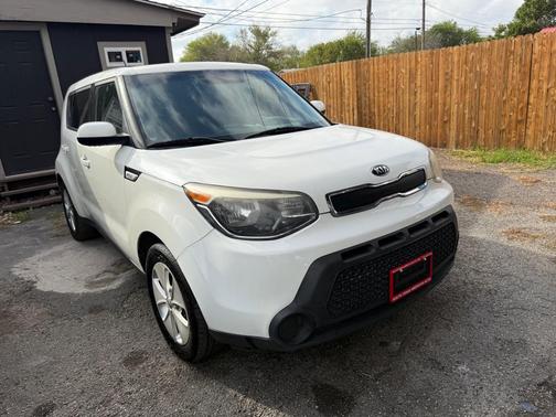 2016 Kia Soul Base